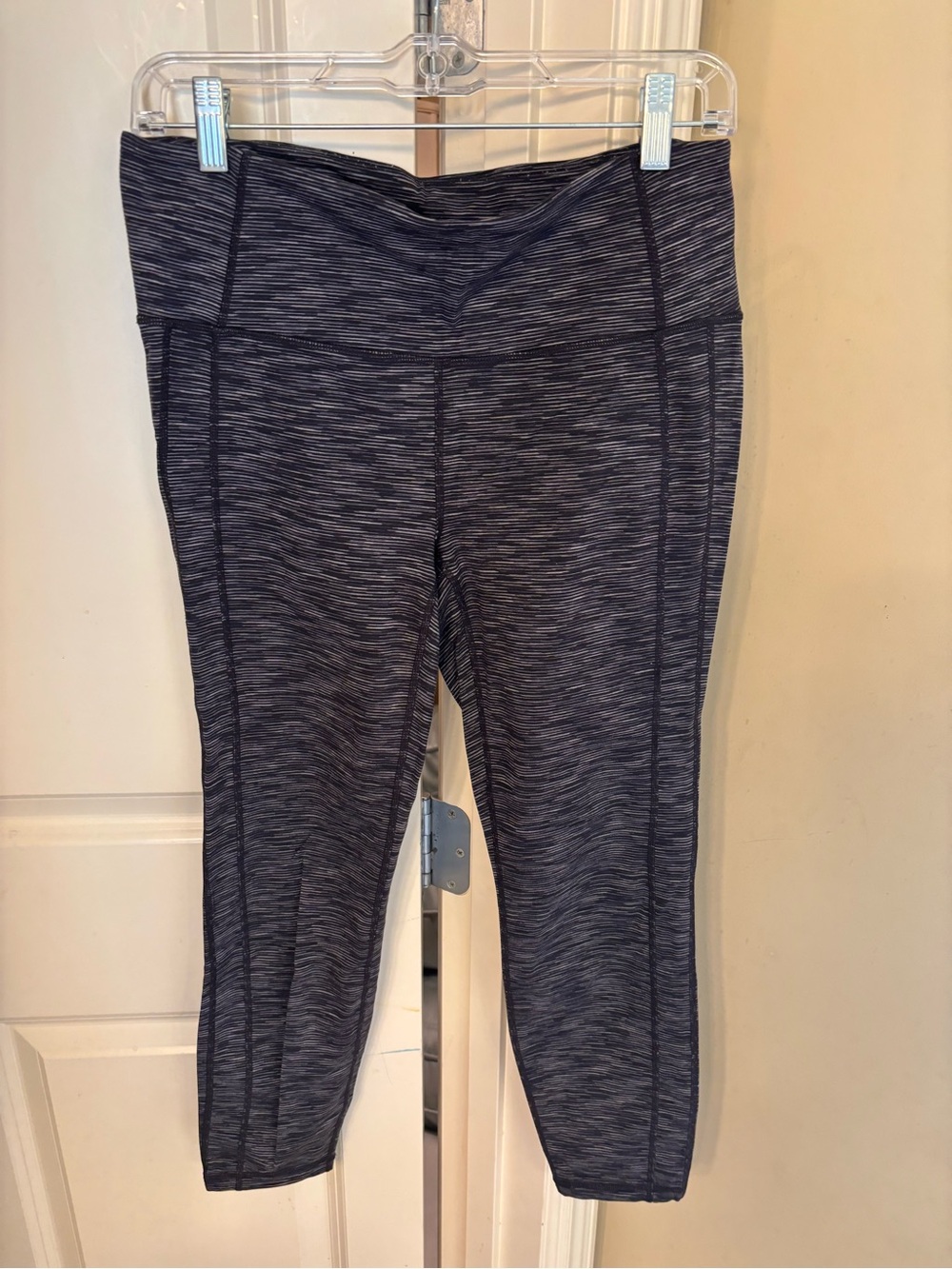 Athleta Black Heathered 7/8 Leggings